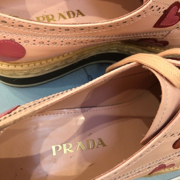 Prada shoes - Picture 5 of 7